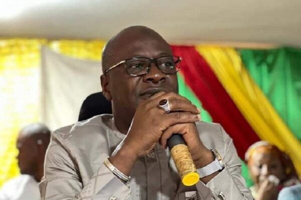 Le maire Toss Camara appelle à la mobilisation en faveur du colonel Doumbouya : ‘’l’accueillir, c’est rendre honneur à la République’’